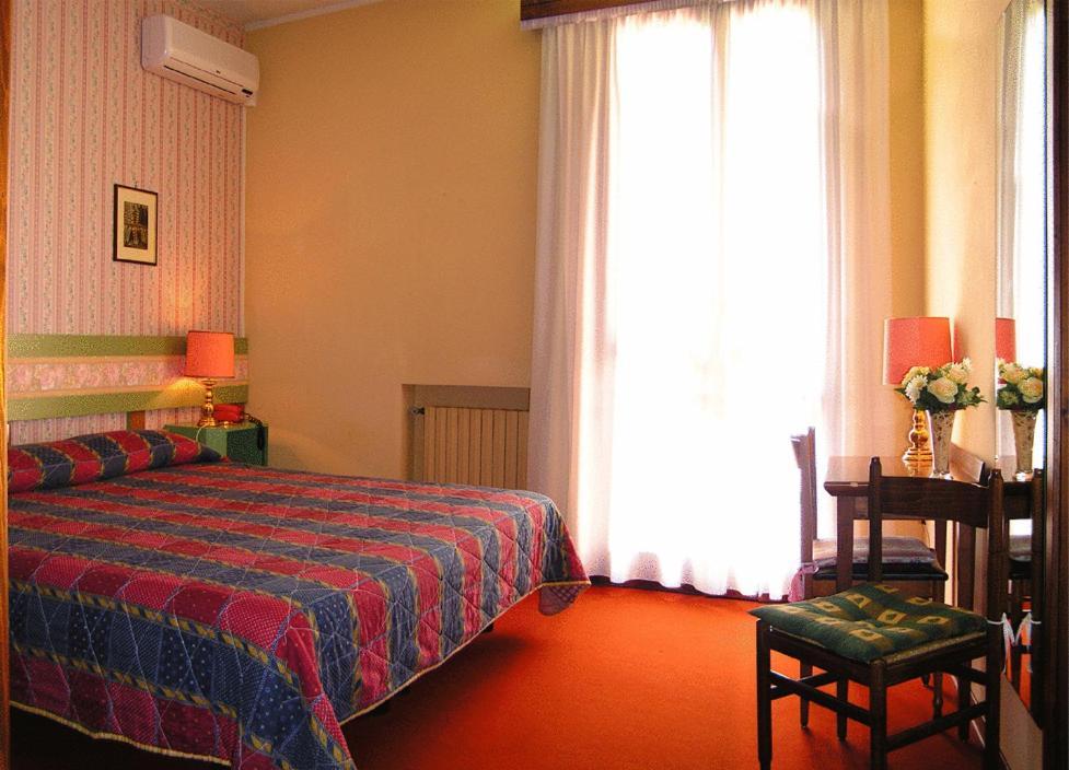 Hotel La Meridiana Бризигелла Экстерьер фото